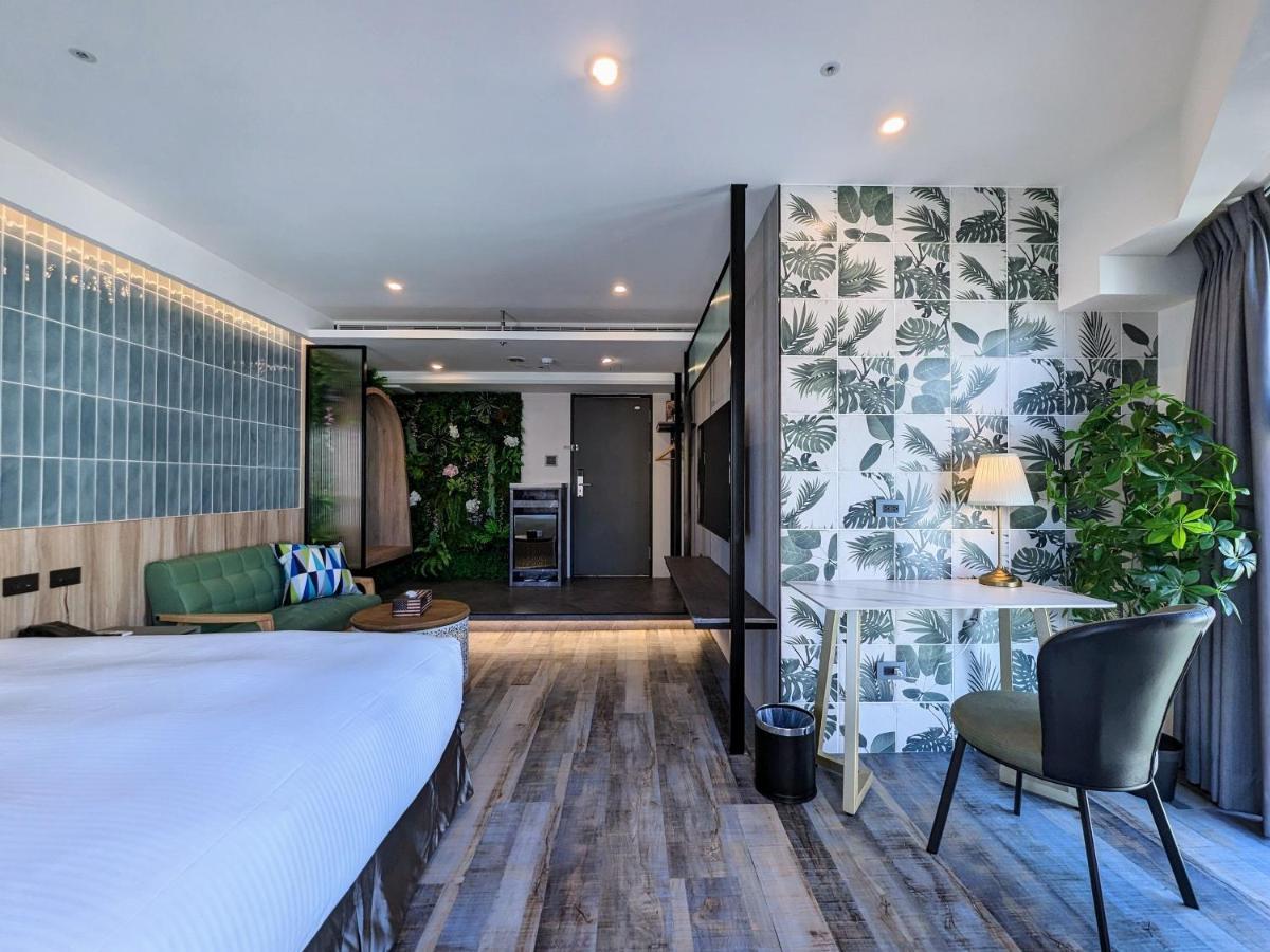 K Hotel - Yizhong Taichung Exterior photo