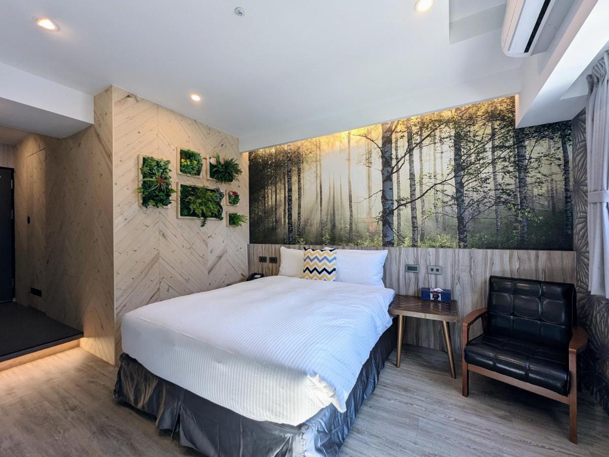 K Hotel - Yizhong Taichung Exterior photo